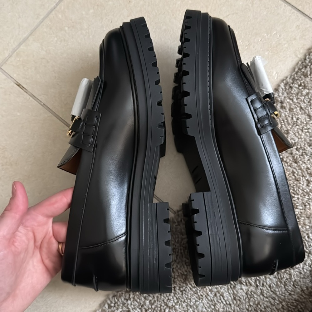 Sezane Amy Loafers Black New without box. Never worn. Wrapping still on loafers. - Picture 11 of 11